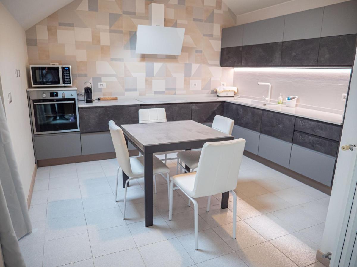 Appartement Comfy Penthouse à Milan Extérieur photo