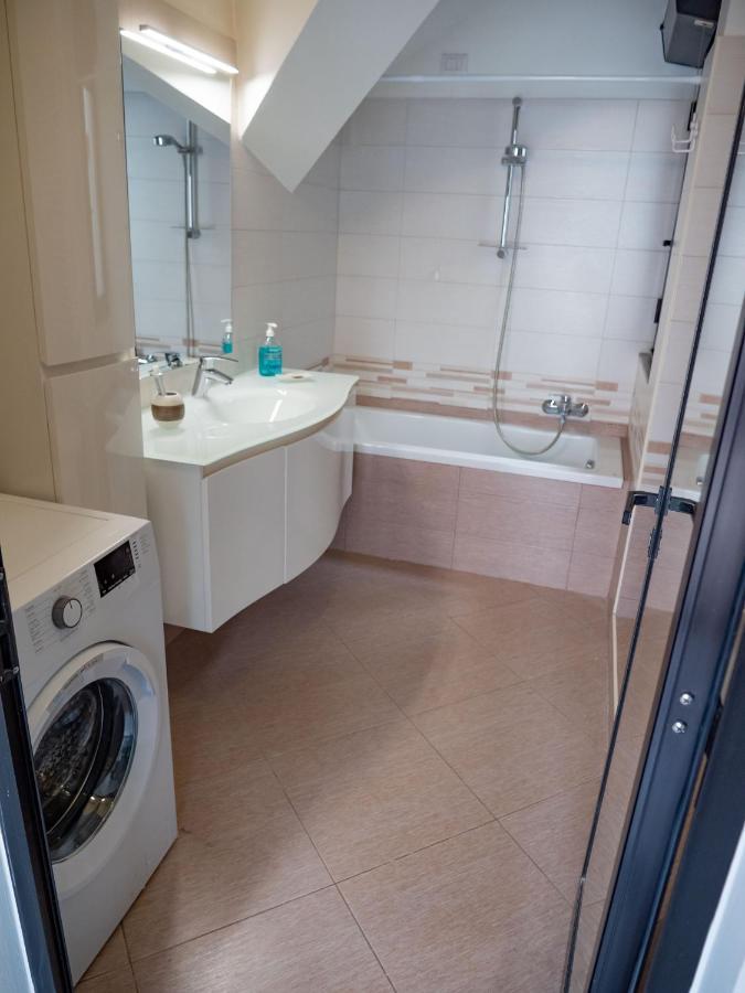 Appartement Comfy Penthouse à Milan Extérieur photo