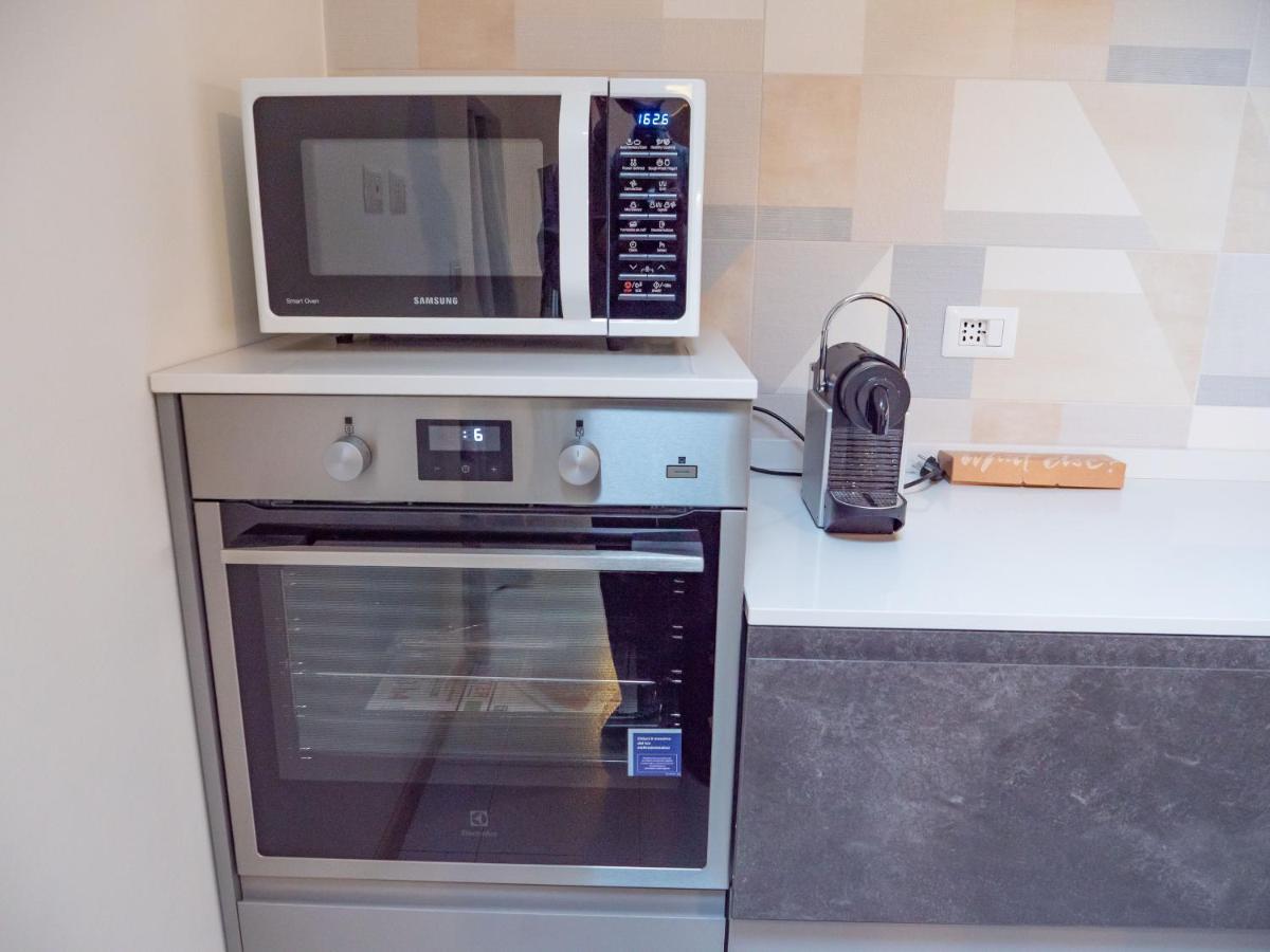 Appartement Comfy Penthouse à Milan Extérieur photo
