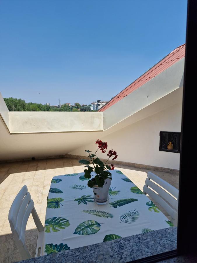 Appartement Comfy Penthouse à Milan Extérieur photo